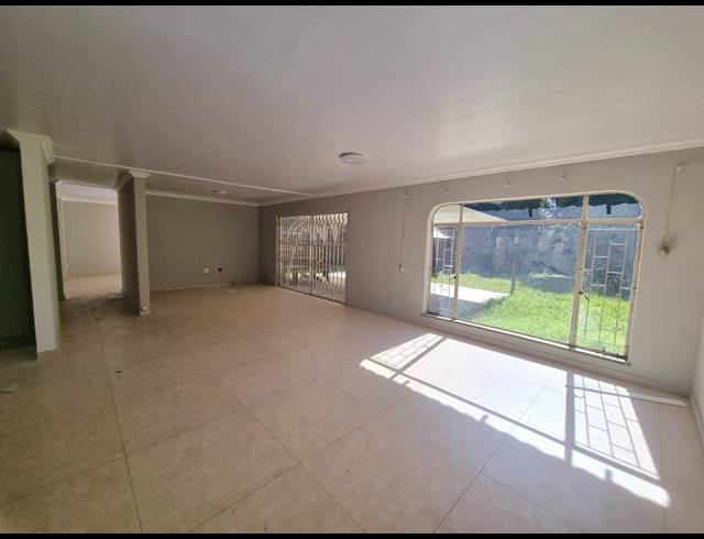 3 BEDROOM HOUSE FOR SALE IN ARCON PARK